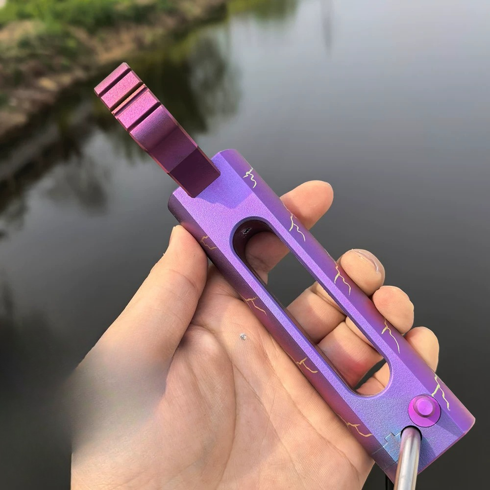 All titanium alloy four card f - Hunting Outdoors Card recension och pris